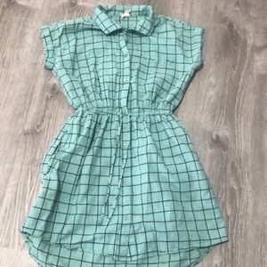Super cute shirt dress